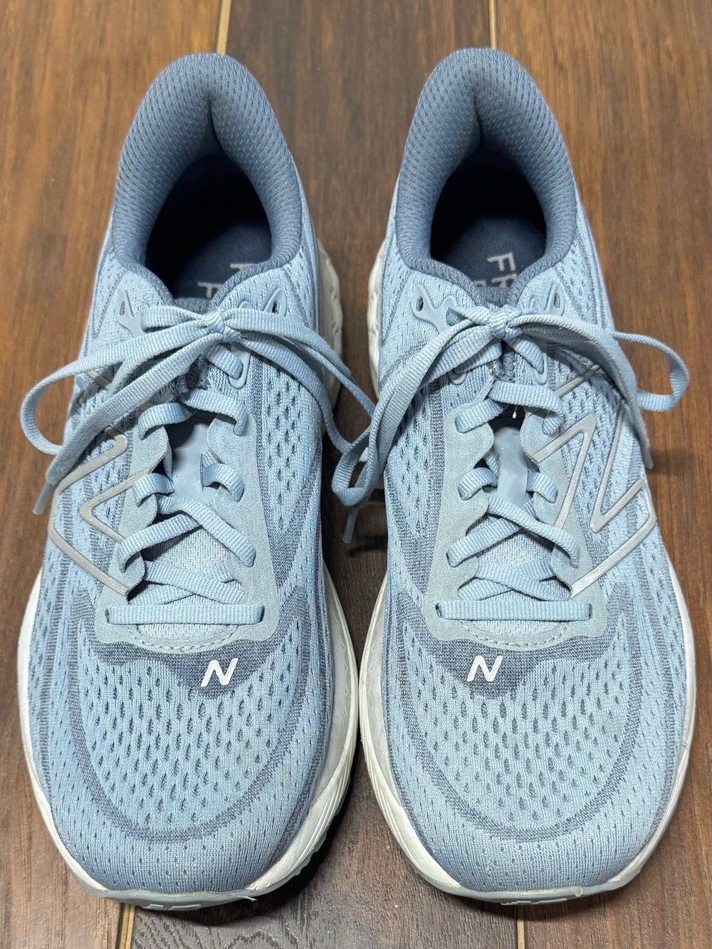 New Balance Women's Light Blue Running Shoes Fresh Foam 9.5M